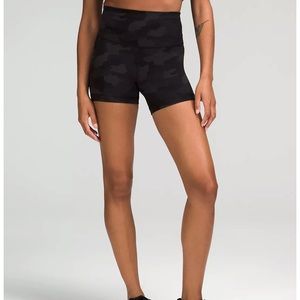 Lululemon Wunder Train High-Rise Short